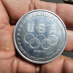 Vintage general mills 1996 atlanta Olympic Team Silver Metal Yachting Coin